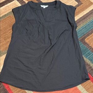 Chic Black Sleeveless Blouse